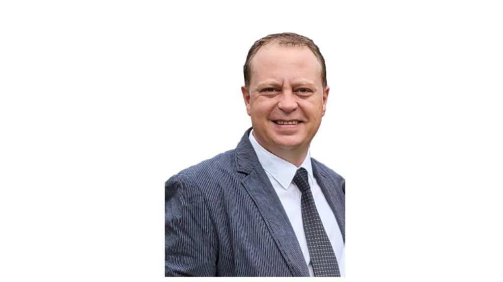 Anton Esterhuizen